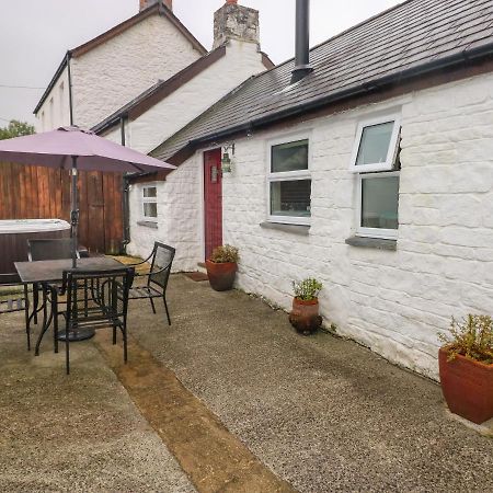 The Barn At Waunlippa Villa Narberth Exterior photo